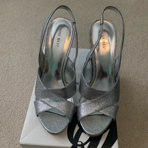 Nine West Sparkly Silver Heels - Picture 1 of 6